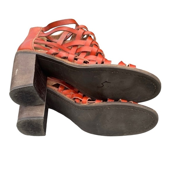 Free People Farylrobin Stacked Heel Sandals Women’s Sz 9 Vegan Leather Crossover - Picture 8 of 9